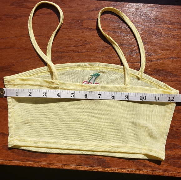 Soft Yellow Extreme Crop Top New, Never Worn - Picture 5 of 5